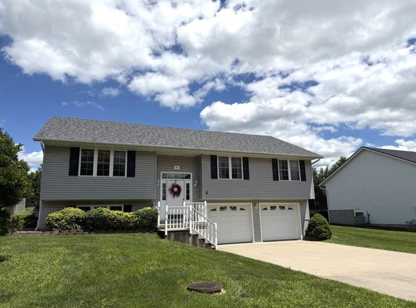 99 Hillcrest St, Chillicothe, MO 64601