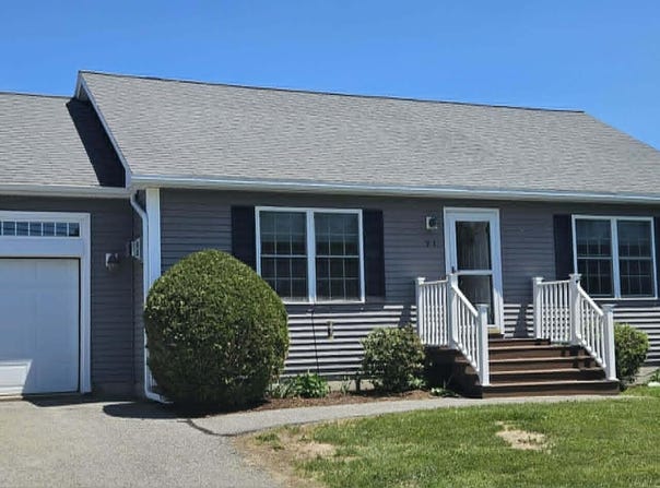 93 Streamside Lane, Bangor, ME 04401