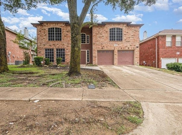 213 Rainsong Drive, Cedar Hill, TX 75104