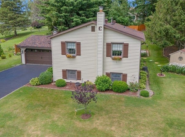 32 Candlewood Drive, Scriba, NY 13126