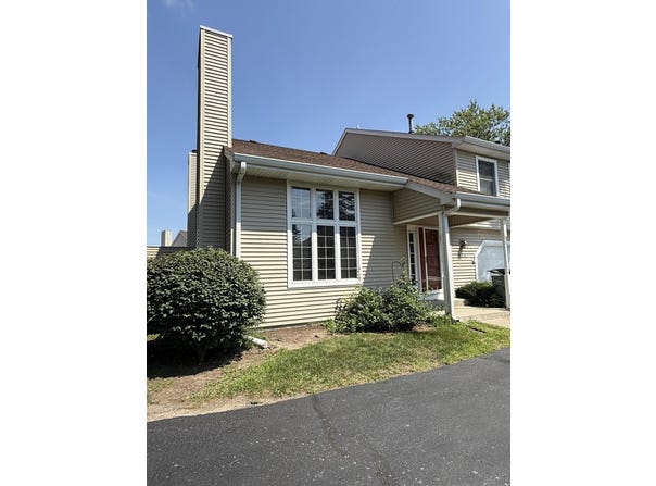 614 Glade Place, Valparaiso, IN 46383