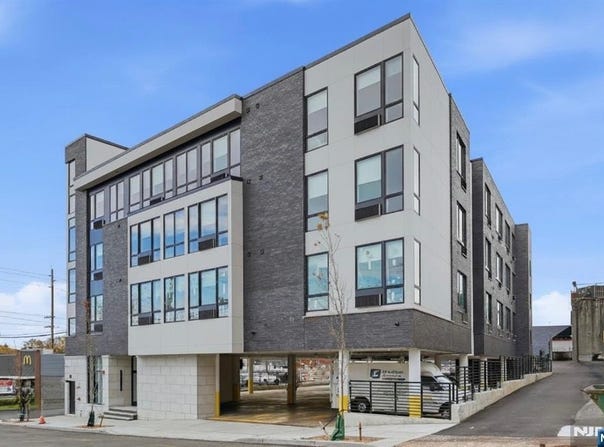 9-11 E Passaic, Hackensack, NJ 07601