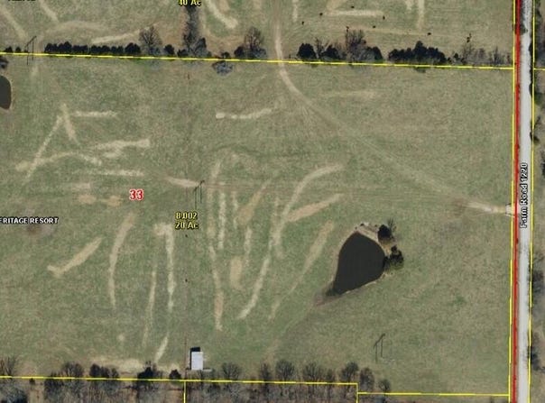 000 Farm Road 1220, Aurora, MO 65605