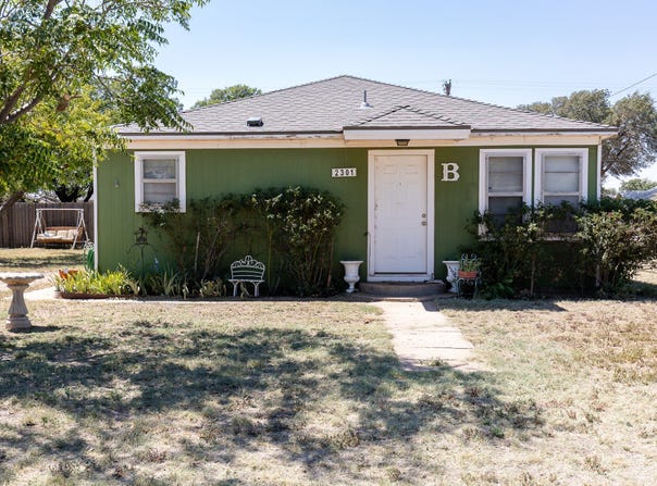 2301 E 1st Street, Petersburg, TX 79250