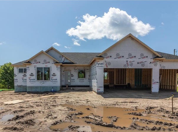 100 Schwinghammer Drive, Albany, MN 56307
