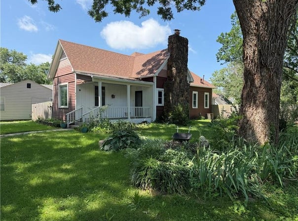 402 S Spring Street, Caney, KS 67333