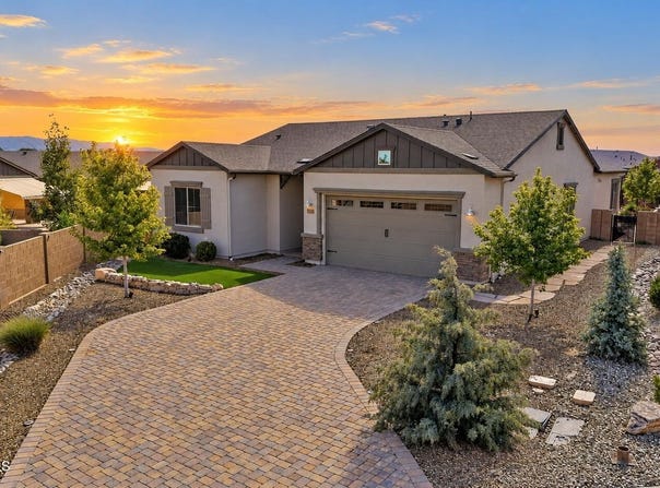 8767 N Peaceful Valley Way, Prescott Valley, AZ 86315