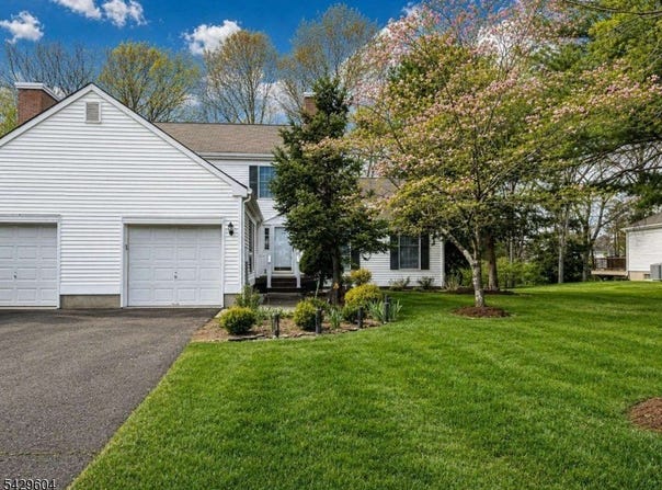 170 Smithfield Ct, Bernards Twp., NJ 07920-3097