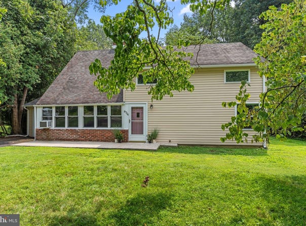 8704 PATTON ROAD, WYNDMOOR, PA 19038