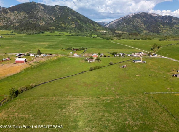 N BENCH ROAD, Bedford, WY 83112