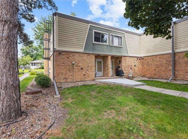 7413 W Franklin Avenue, Saint Louis Park, MN 55426