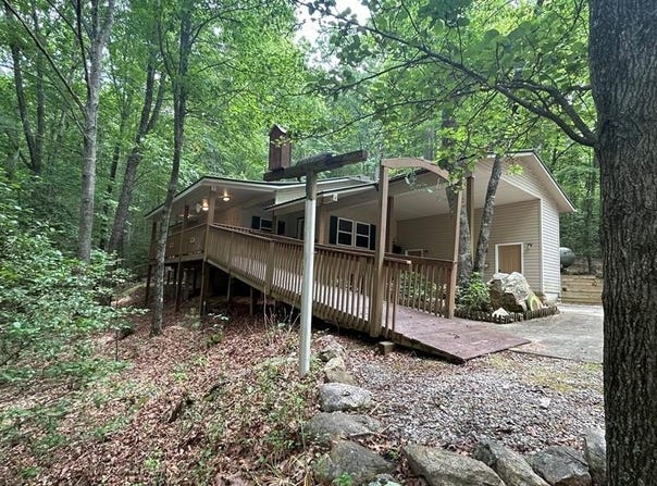 143 Sorghum Mill Run, Blairsville, GA 30512
