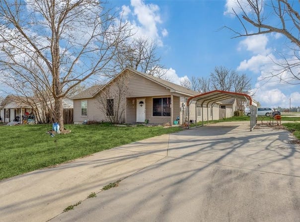 505 S Magnolia Street, Pottsboro, TX 75076