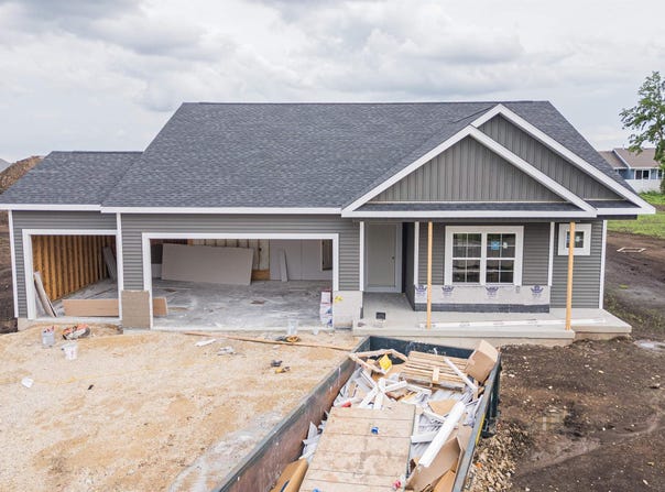 71 E Evergreen Lane, Milton, WI 53563