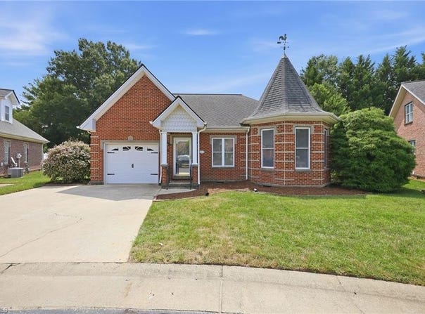 516 Leston Gilbert Drive, Kernersville, NC 27284