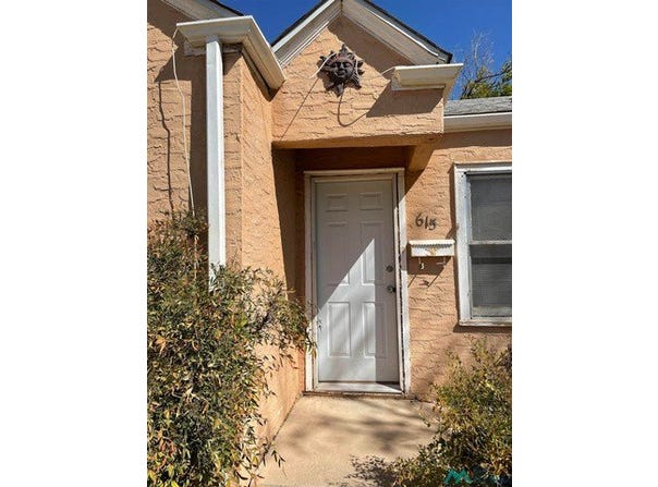 615 S Michigan Ave, Roswell, NM 88203