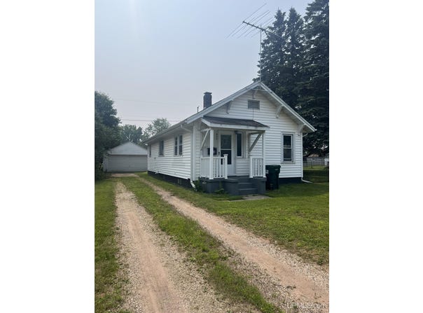 613 E Sagola, Kingsford, MI 49802