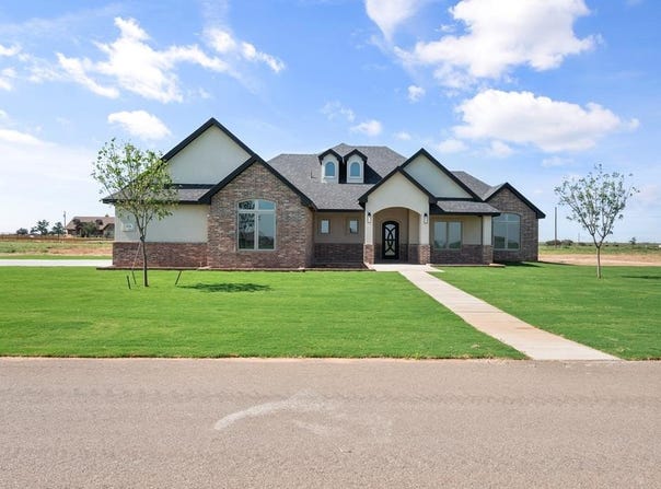 1124 Cooper Dr, New Home, TX 79383