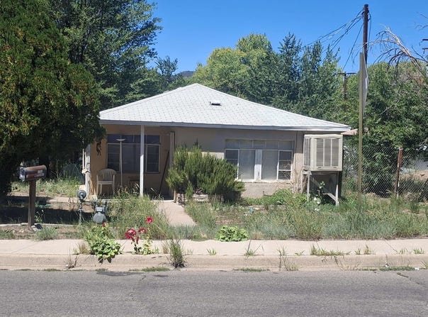 1703 Durango St., Silver City, NM 88061