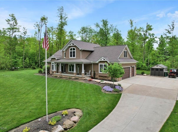 10905 Scranton Woods Trail, Newbury, OH 44065