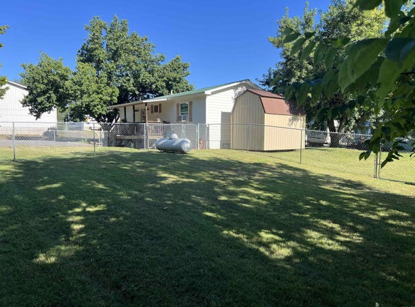 103 Lynn St., Marshall, AR 72650