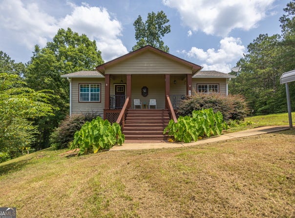 175 Meadow Lane, Wedowee, AL 36278