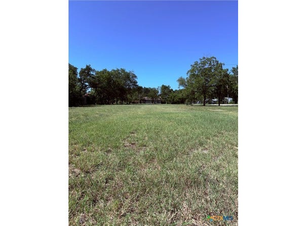 200 Carl Shipp Drive, Liberty Hill, TX 78642