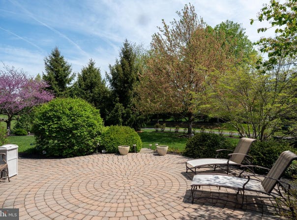 905 SLOAN STREET, LITITZ, PA 17543