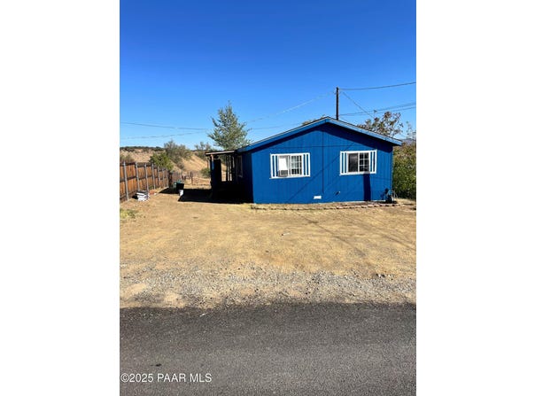 12790 Kloss Avenue, Dewey-Humboldt, AZ 86329