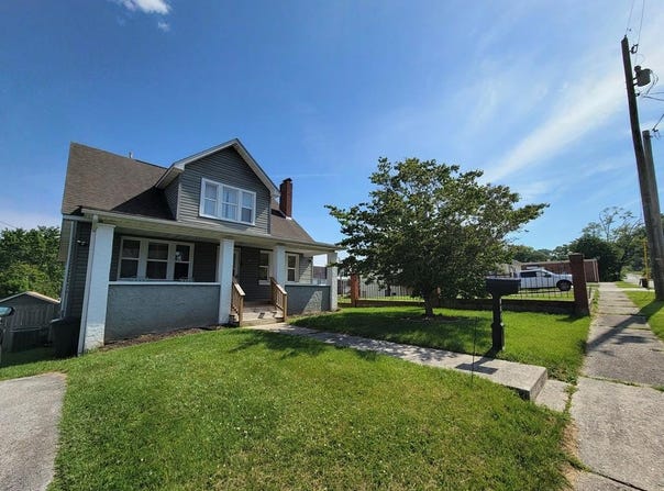 103 E Virginia St, Galax, VA 24333