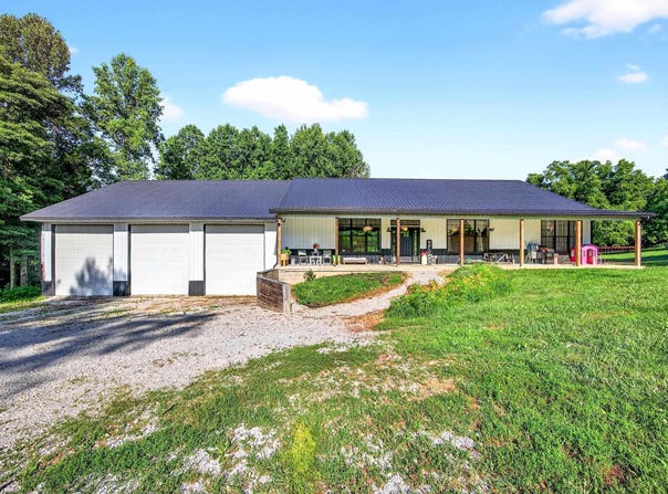 5943 Gentry Road, Freedom, IN 47431