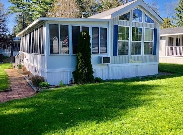 27  Ocean Park Rd, Old Orchard Beach, ME 04064