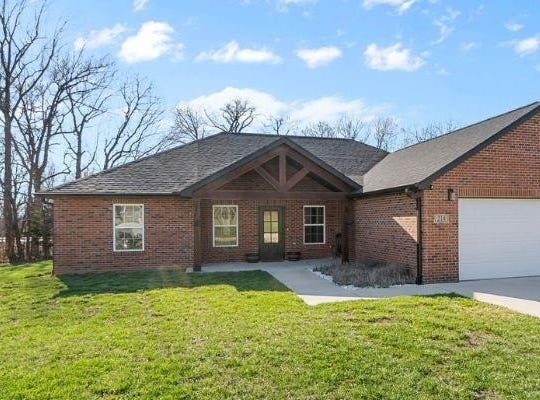 214 Gladiola Street, Jackson, MO 63755