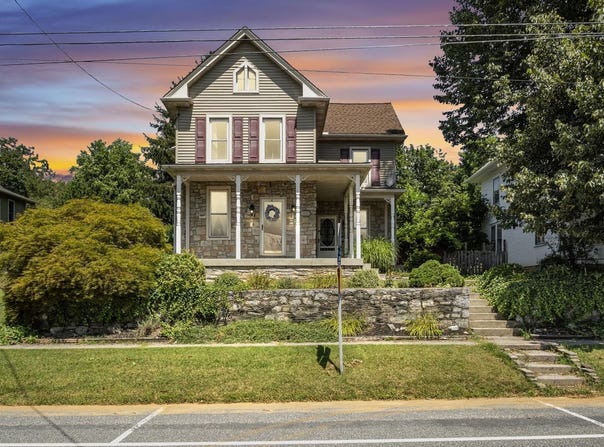 417 E MAIN STREET, ANNVILLE, PA 17003