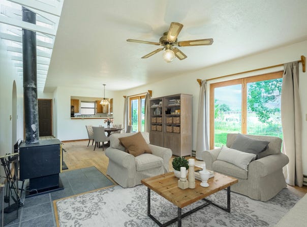 128 Dona Ana, Taos, NM 87571