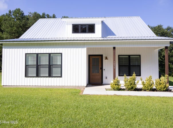 1679 Nc 111, Pink Hill, NC 28572