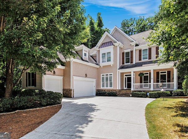 3698 Lakeview, Tucker, GA 30084