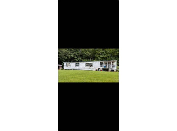 800 CHESTNUT HILL RD, CAMBRIDGE, NY 12816