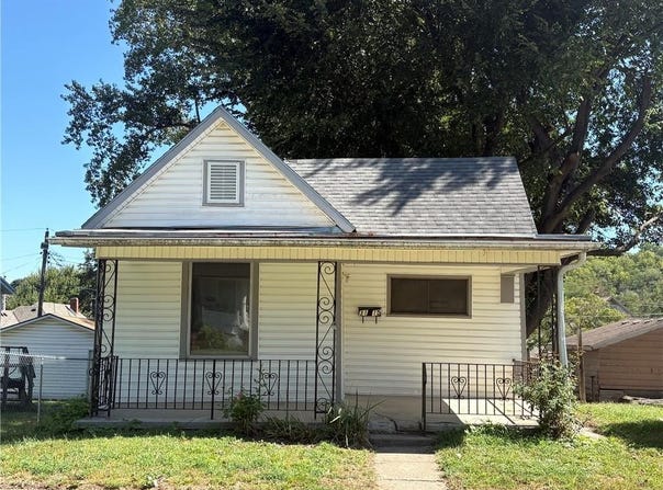 3115 N 10th Street, St Joseph, MO 64505