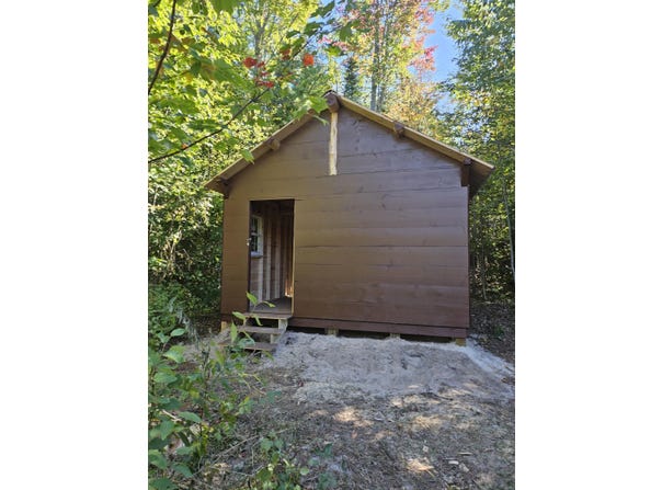 32235 Moose LN, Paradise, MI 49768