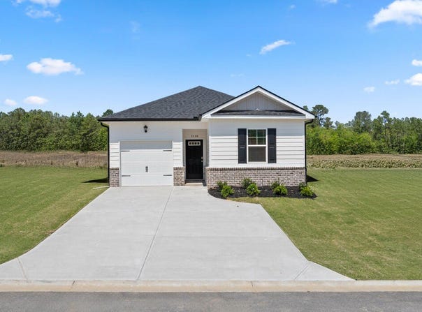 820 Feldspar Manor, Graniteville, SC 29829