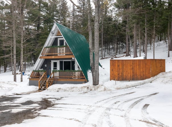 4677 Carrabassett Drive, Wyman Twp, ME 04982