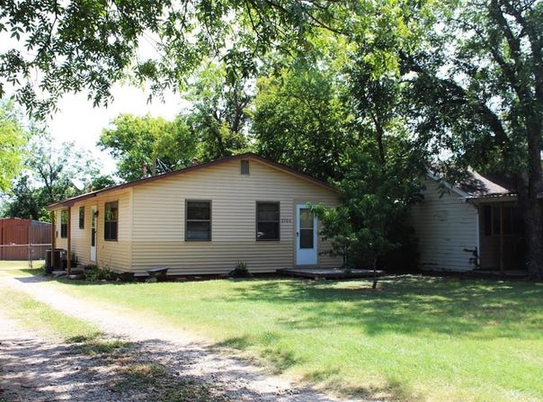 2506 Vincent Street, Brownwood, TX 76801