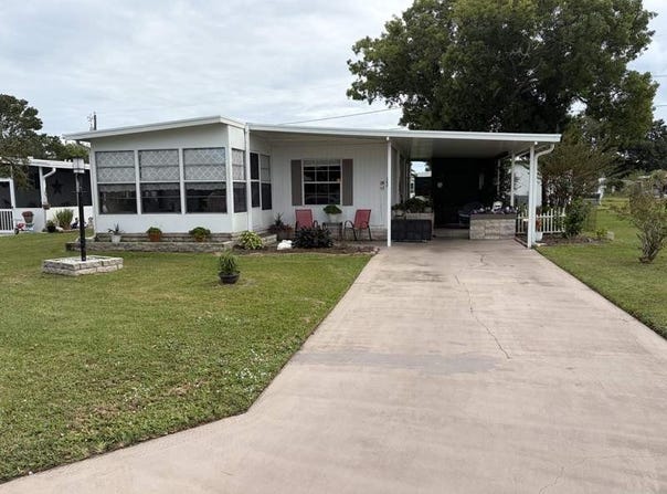 203 Deloach St, Port Orange, FL 32127