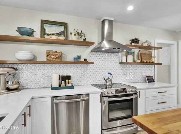 1716 Azalea Drive, Wilmington, NC 28403