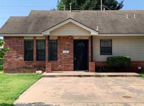 826 Russell Circle, Norman, OK 73071