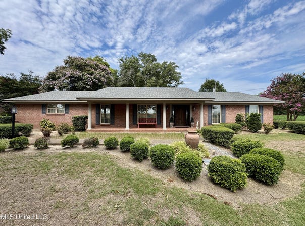1407 Shaw Skene Road, Boyle, MS 38730