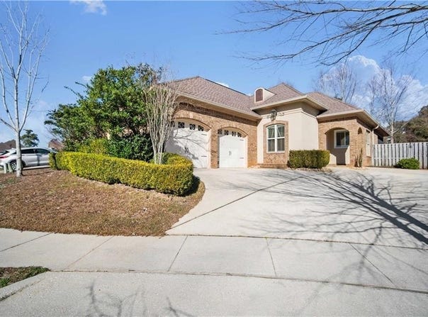 6140 Louise Place E, Mobile, AL 36609