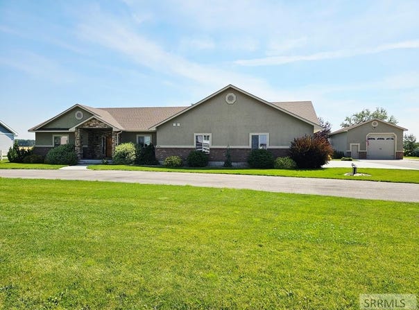 424 N 3846 E, Rigby, ID 83422