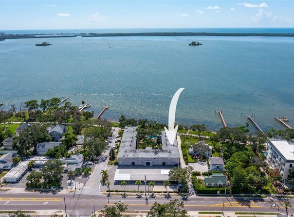 1101 VICTORIA DRIVE, DUNEDIN, FL 34698